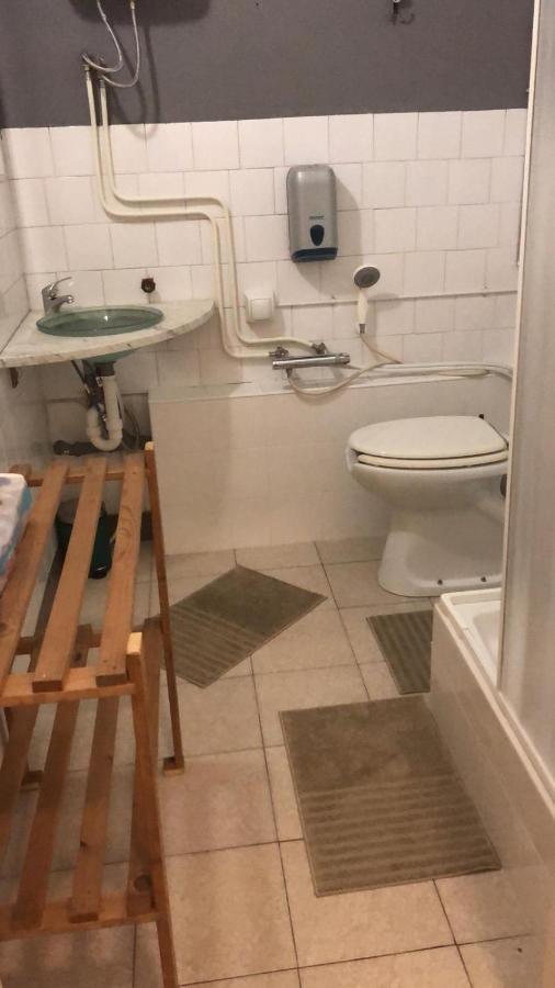 Monolocale Arredato Con Una Camera Daire Parma Dış mekan fotoğraf